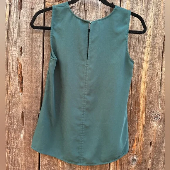 H&M Green/Teal Lace V-Neck Short Sleeve Casual Business Shirt Tank Top - Picture 8 of 14